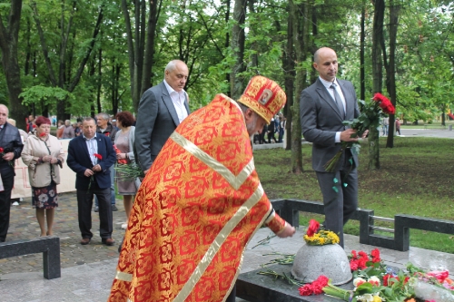 9 травня 2019 року.7